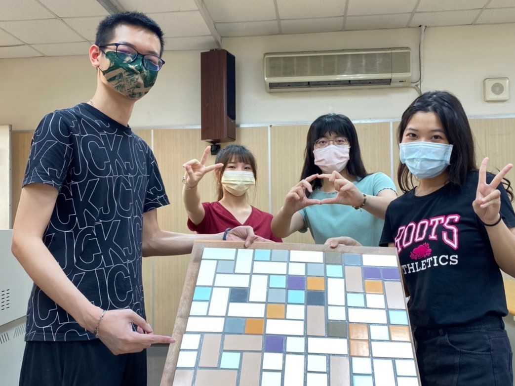 室設系將磁磚商品化 以專業實踐大學社會責任