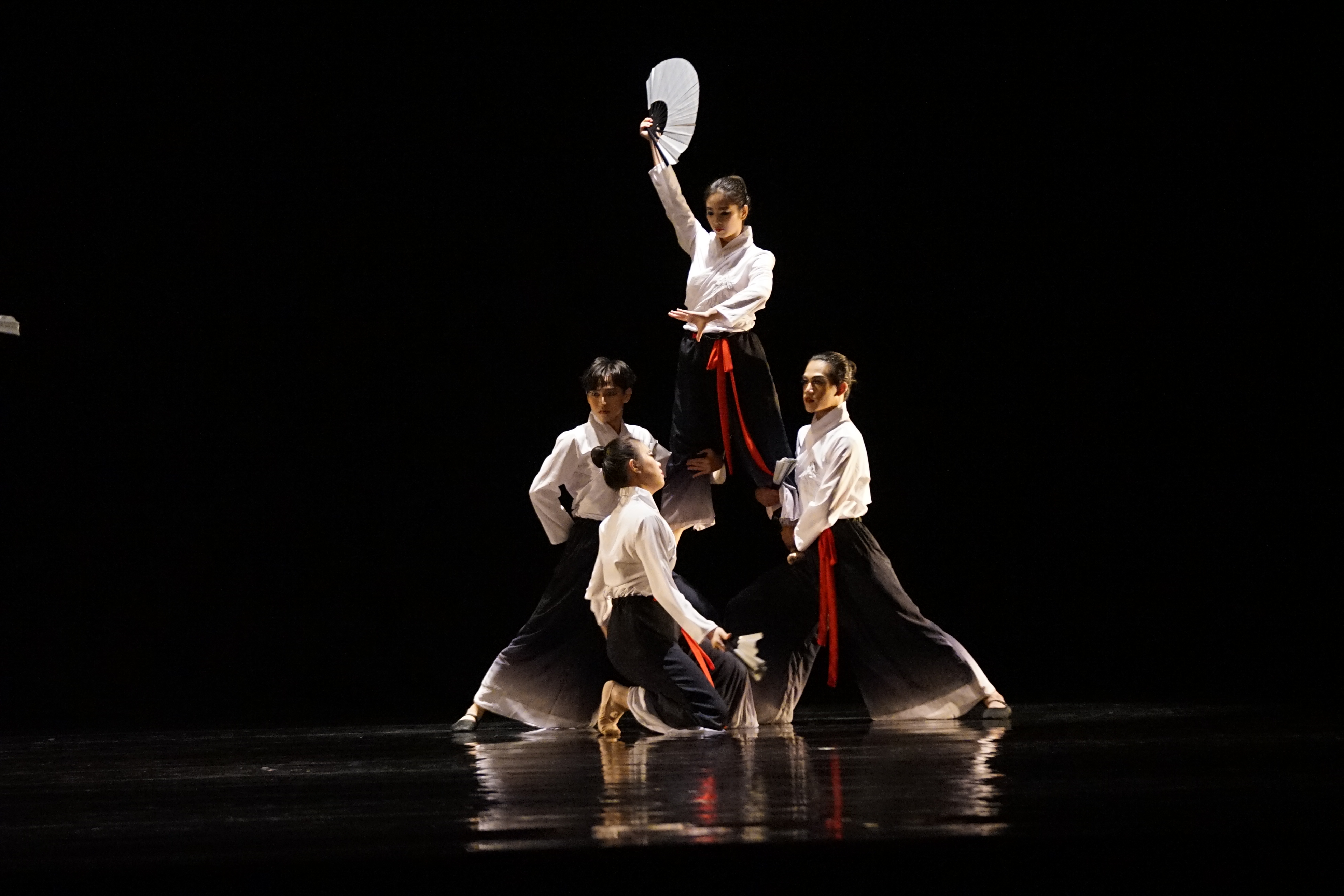 114級四年制舞蹈系班級創作展「漸暖」