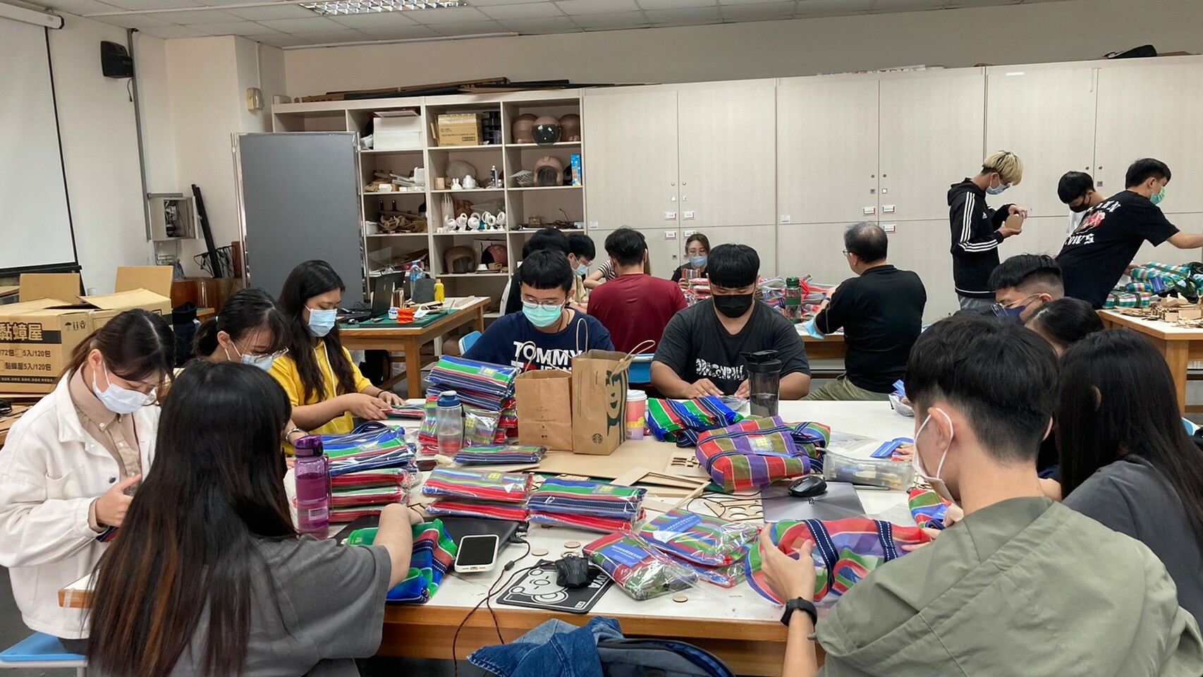 創作者的搖籃－商設系數位打樣工坊