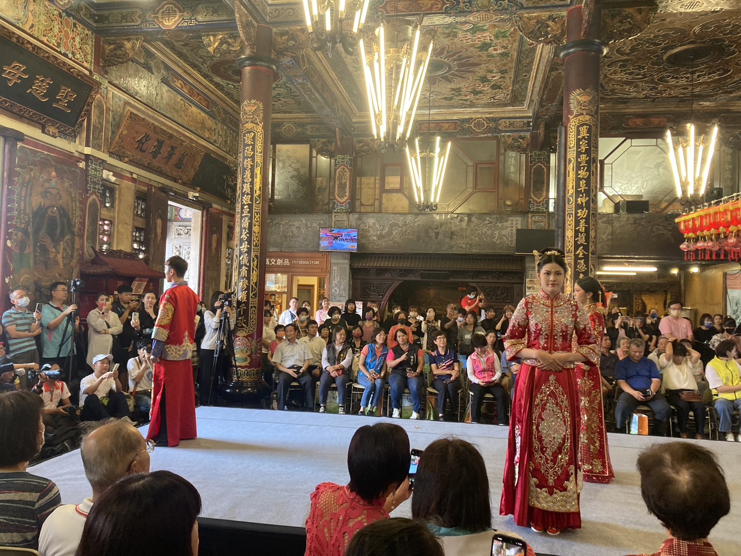 喜迎宋朝新娘入福興宮 美容系攜手高中秀「花嫁教學成果展」