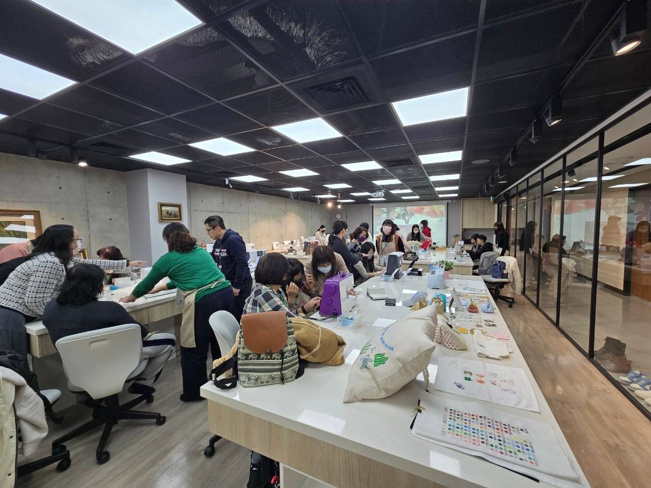 2025年縫繡新生活公益教學 活動主軸-公益共學、產學共培