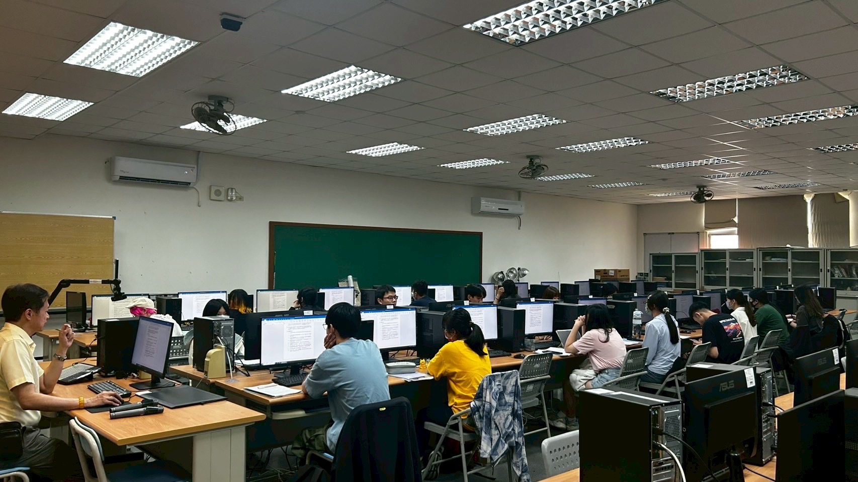 台南應用科技大學推動「產業新尖兵」AI動畫跨域課程盛大開訓 學員最高可獲逾6萬元補助